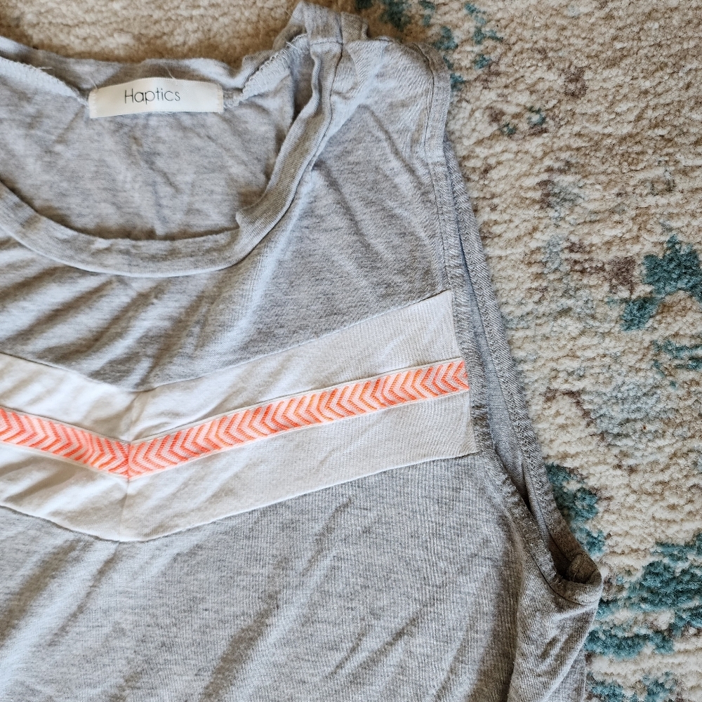 Tank top - Picture 2 of 3